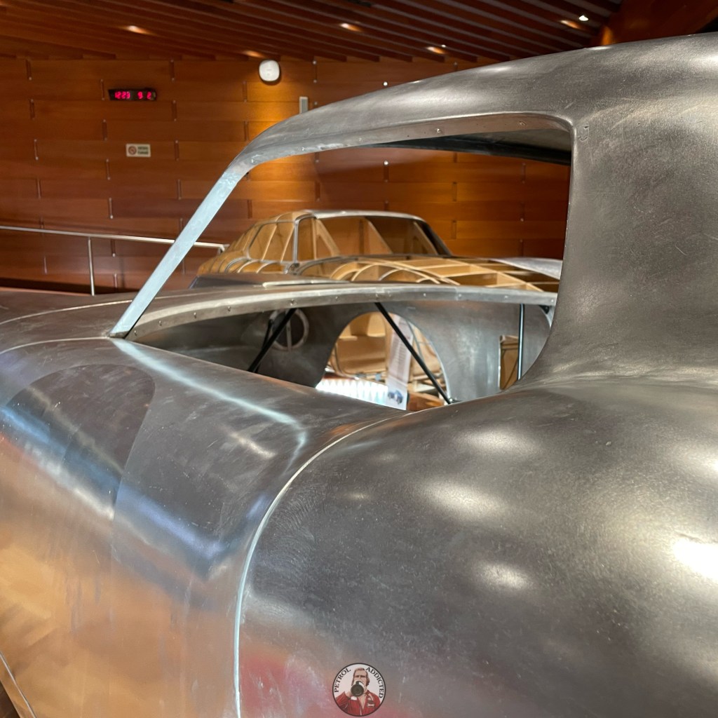 Gli scultori della velocità: l’arte dei carrozzieri modenesi e la rinascita con&nbsp;ModenArt