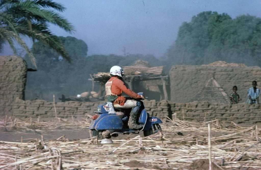 Vespa Dakar
