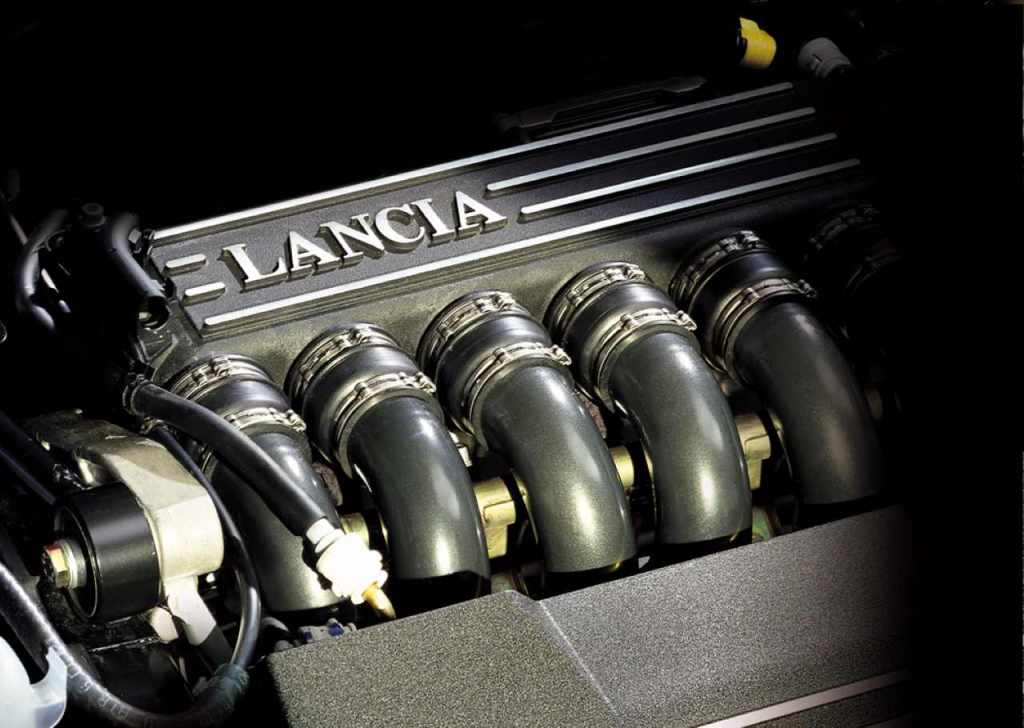 Lancia Thesis V6