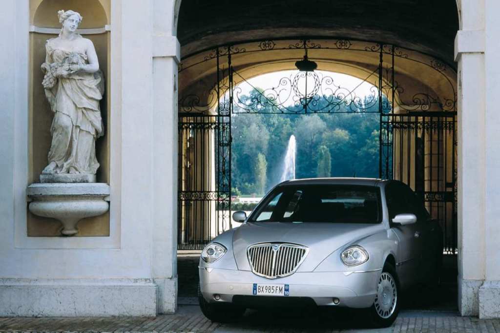 Lancia Thesis Business